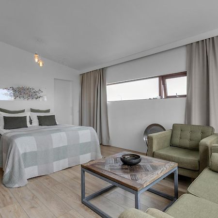 Eyvindarholt Guesthouse Álftanes Екстериор снимка