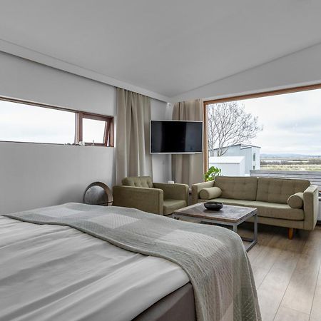 Eyvindarholt Guesthouse Álftanes Екстериор снимка