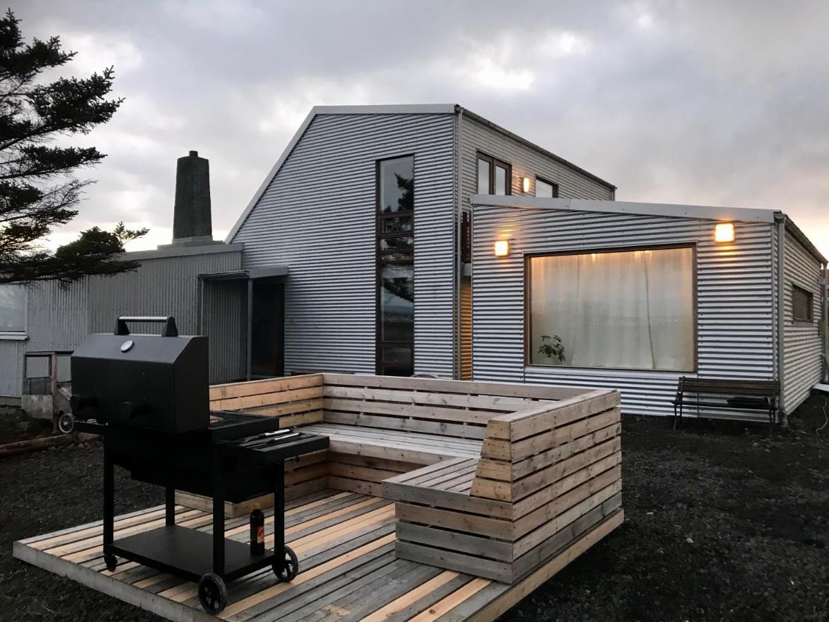 Eyvindarholt Guesthouse Álftanes Екстериор снимка